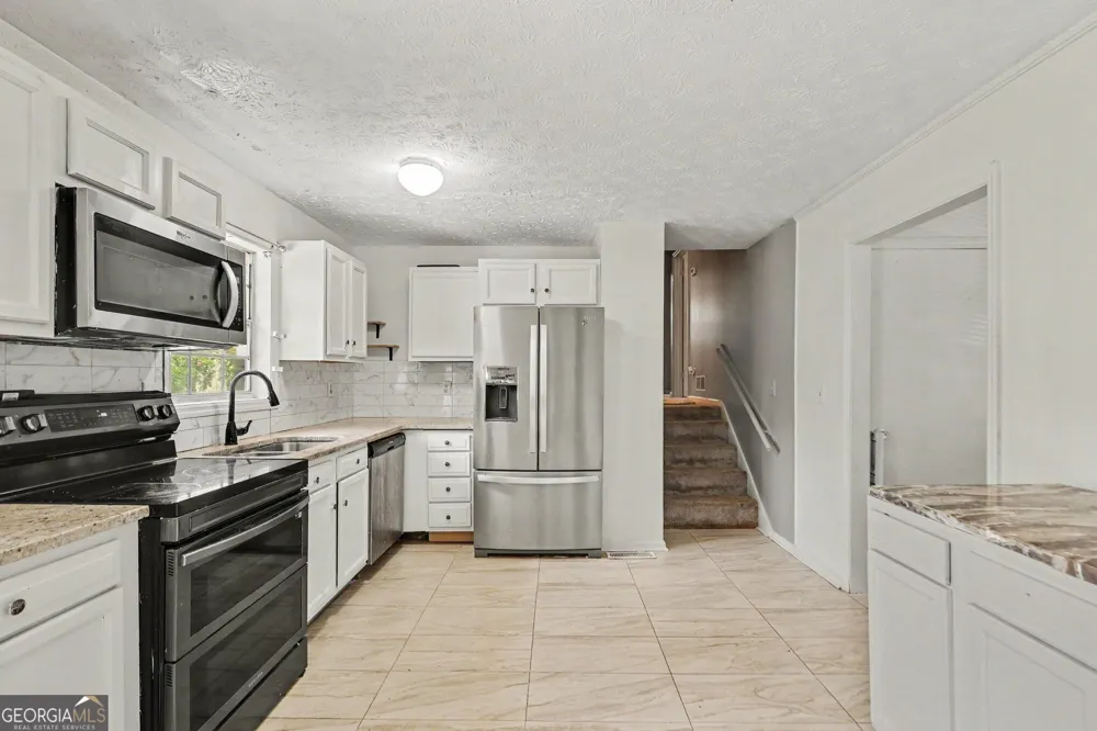 6184 Marilla ST Douglasville, GA 30135