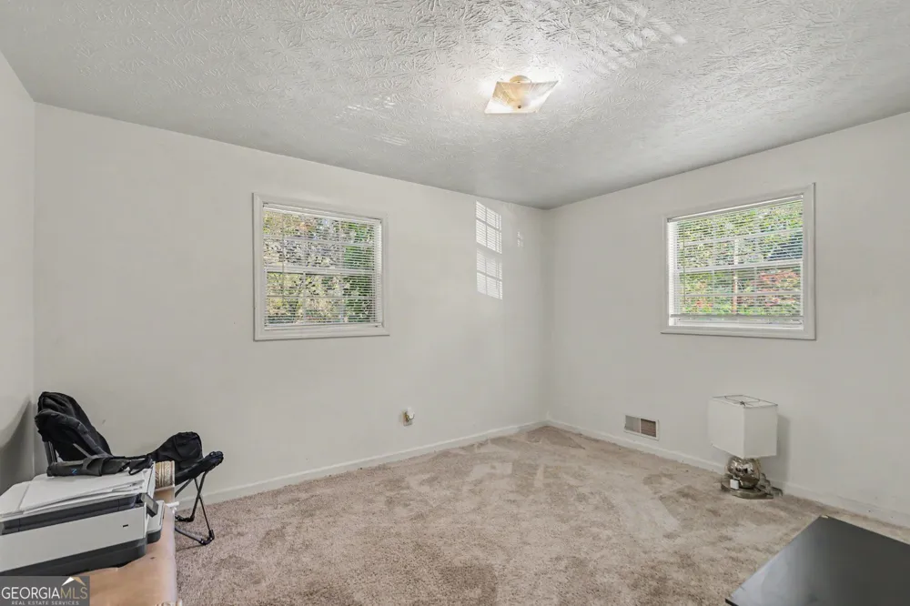 6184 Marilla ST Douglasville, GA 30135