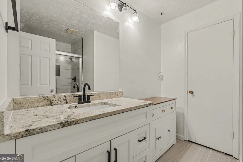 6184 Marilla ST Douglasville, GA 30135
