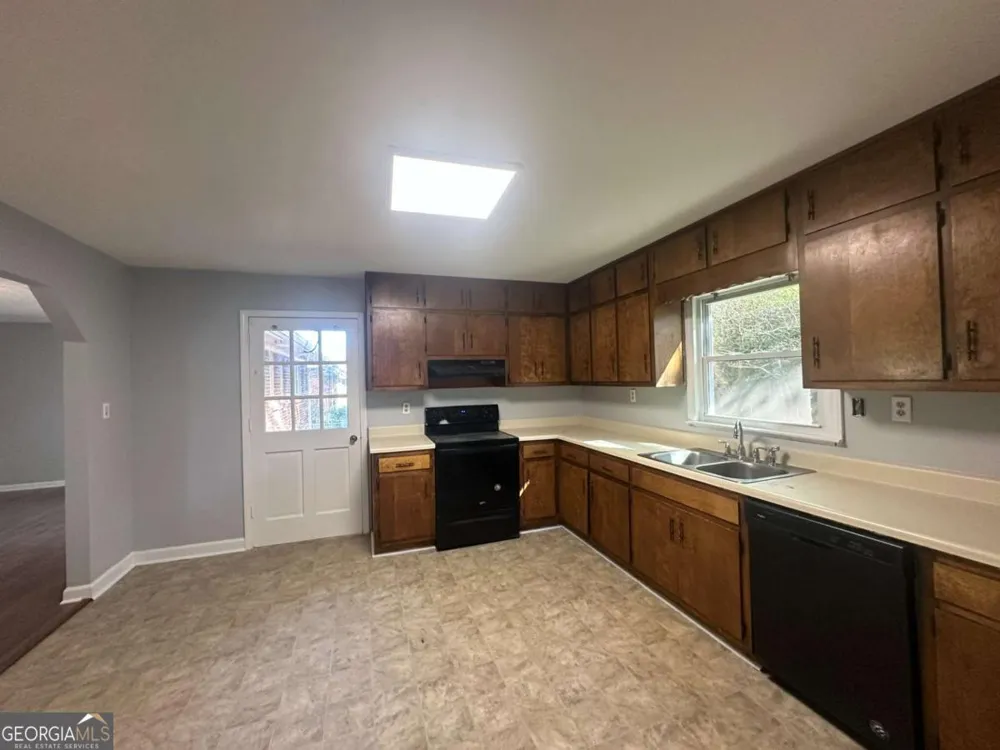 1809 Stratford Arms DR Morrow, GA 30260