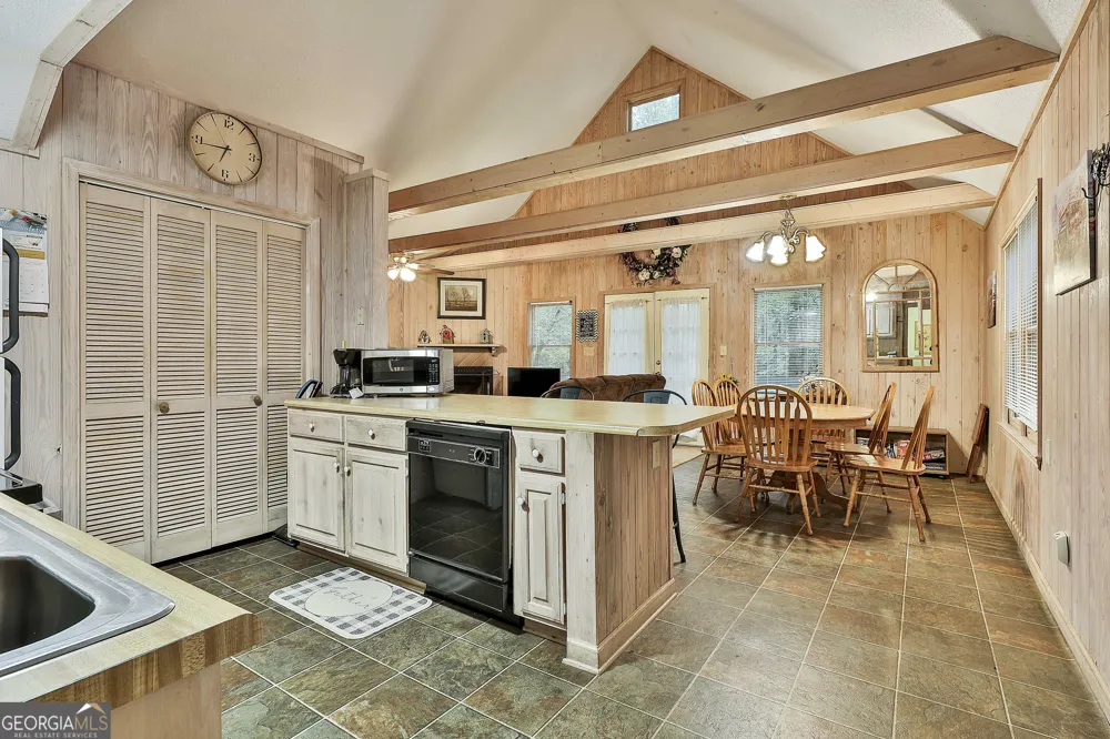 106 Chalet CIR Pine Mountain, GA 31822