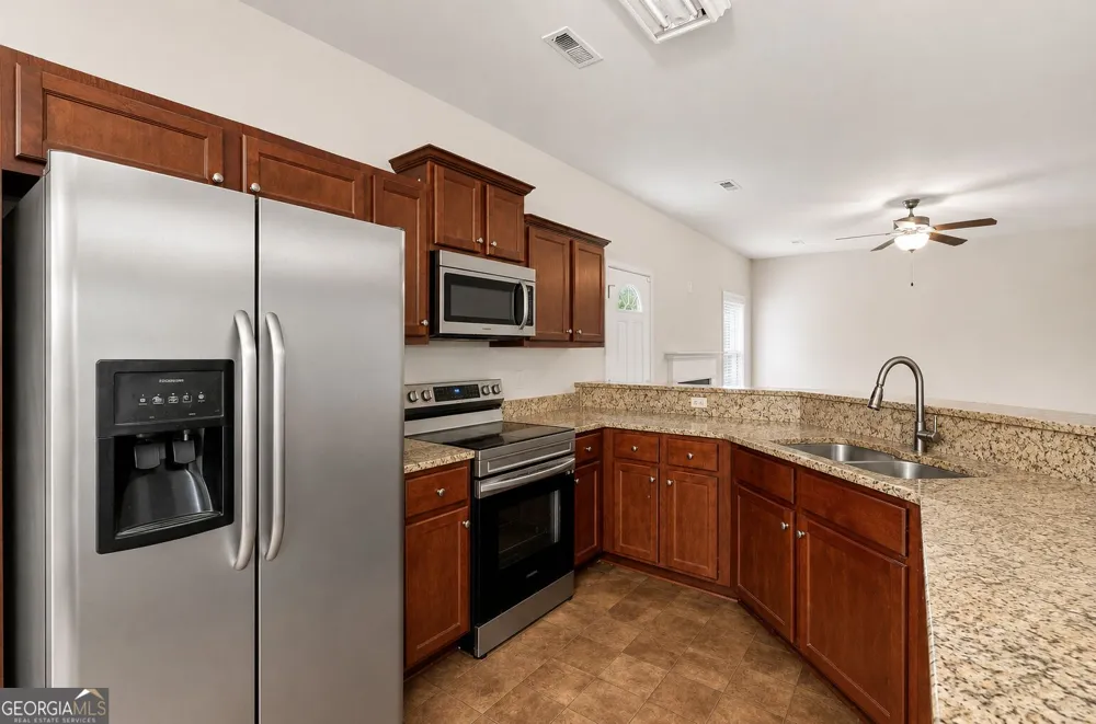 425 Cathedral DR McDonough, GA 30253
