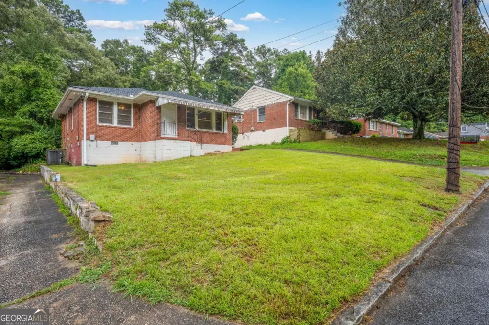 847 Gertrude PL NW Atlanta, GA 30318