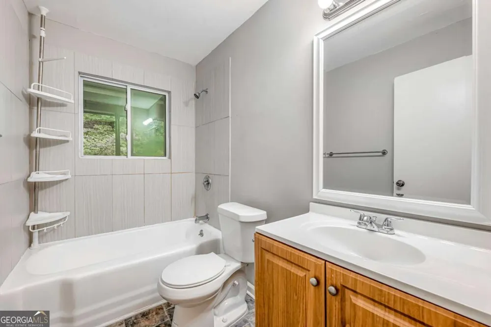 847 Gertrude PL NW Atlanta, GA 30318