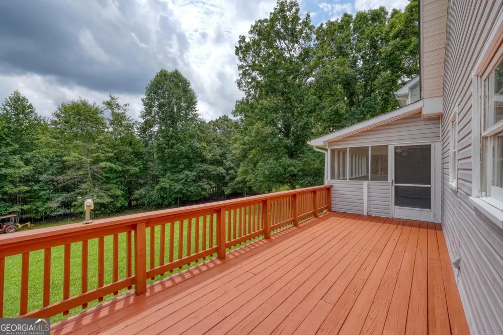 151 Sharp Top Circle Blairsville, GA 30512