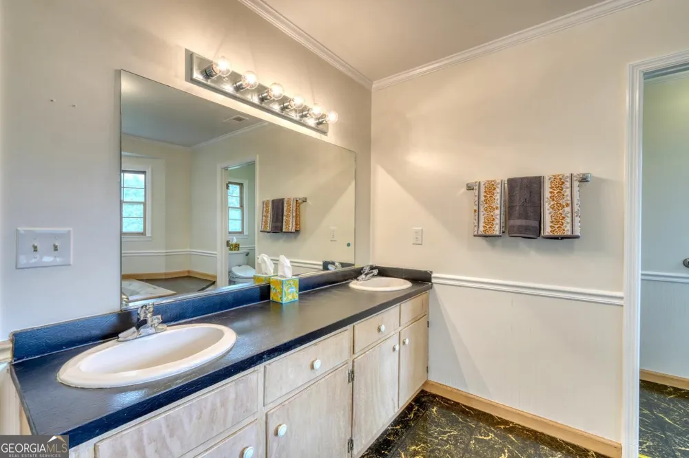 151 Sharp Top Circle Blairsville, GA 30512
