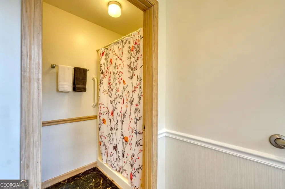 151 Sharp Top Circle Blairsville, GA 30512