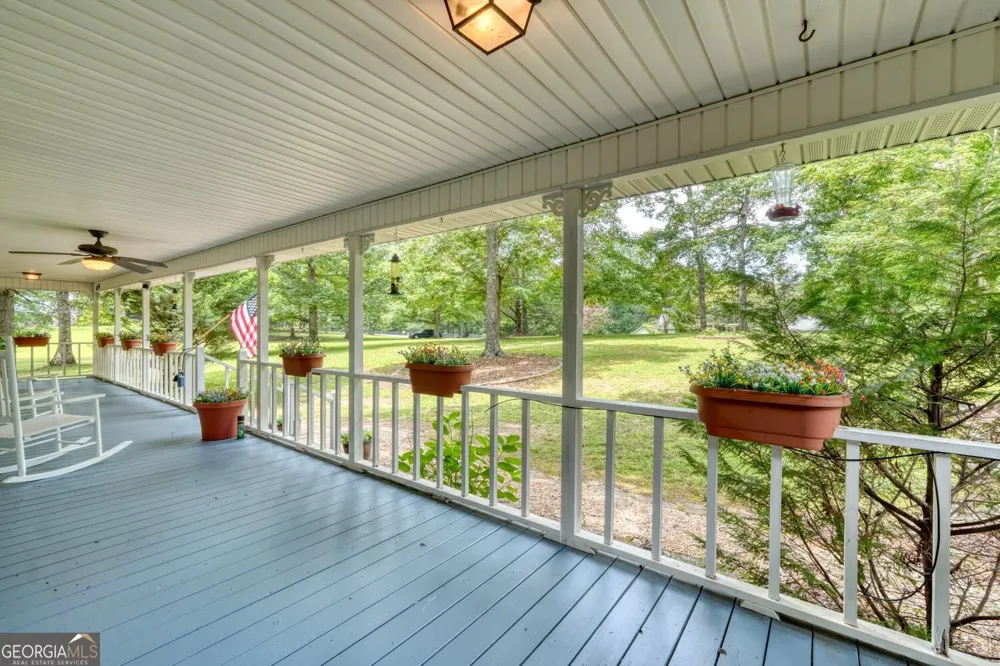 151 Sharp Top Circle Blairsville, GA 30512