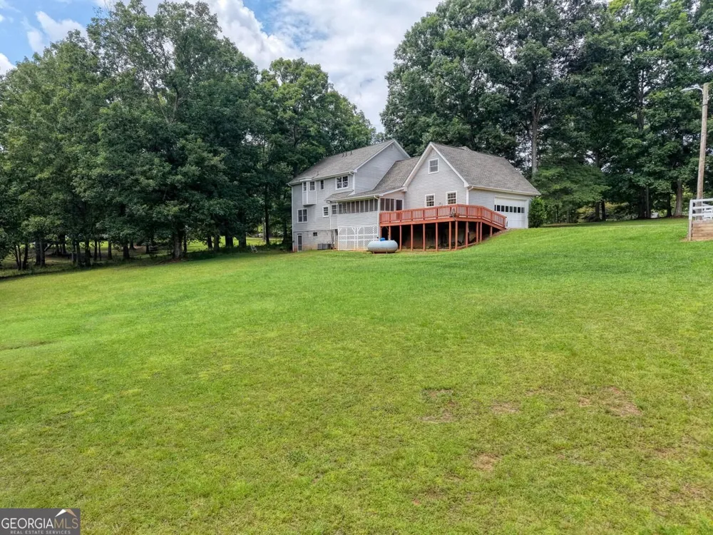 151 Sharp Top Circle Blairsville, GA 30512