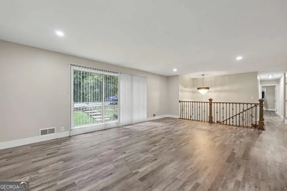 2276 Skyline DR Gainesville, GA 30501