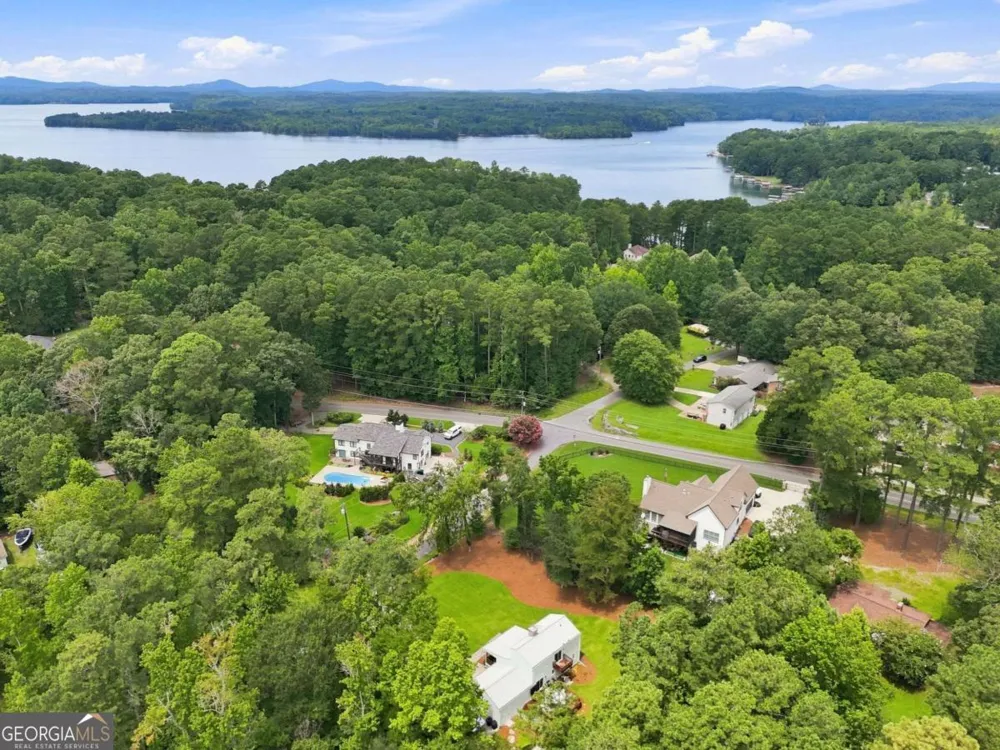 903 Pine CIR Woodstock, GA 30189