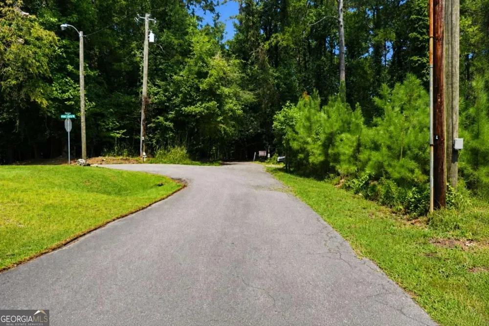 903 Pine CIR Woodstock, GA 30189