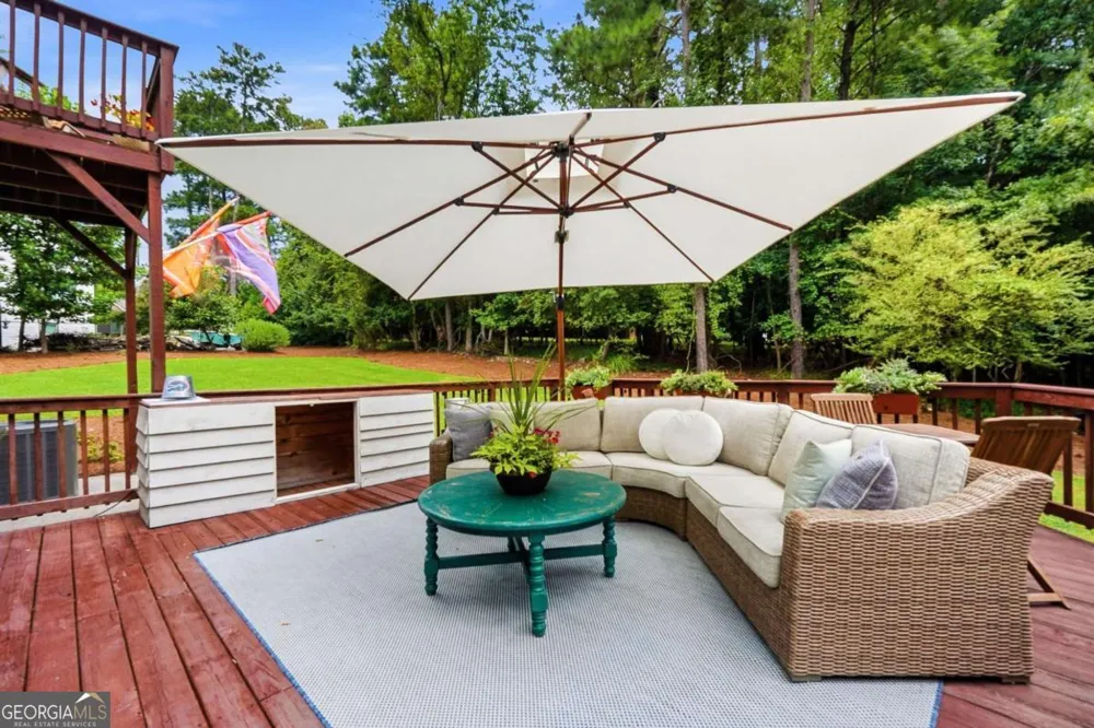 903 Pine CIR Woodstock, GA 30189