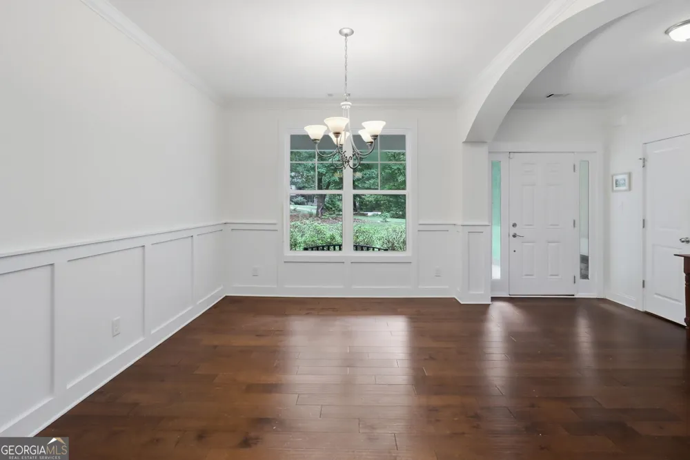 48 Cureton LN Moreland, GA 30259