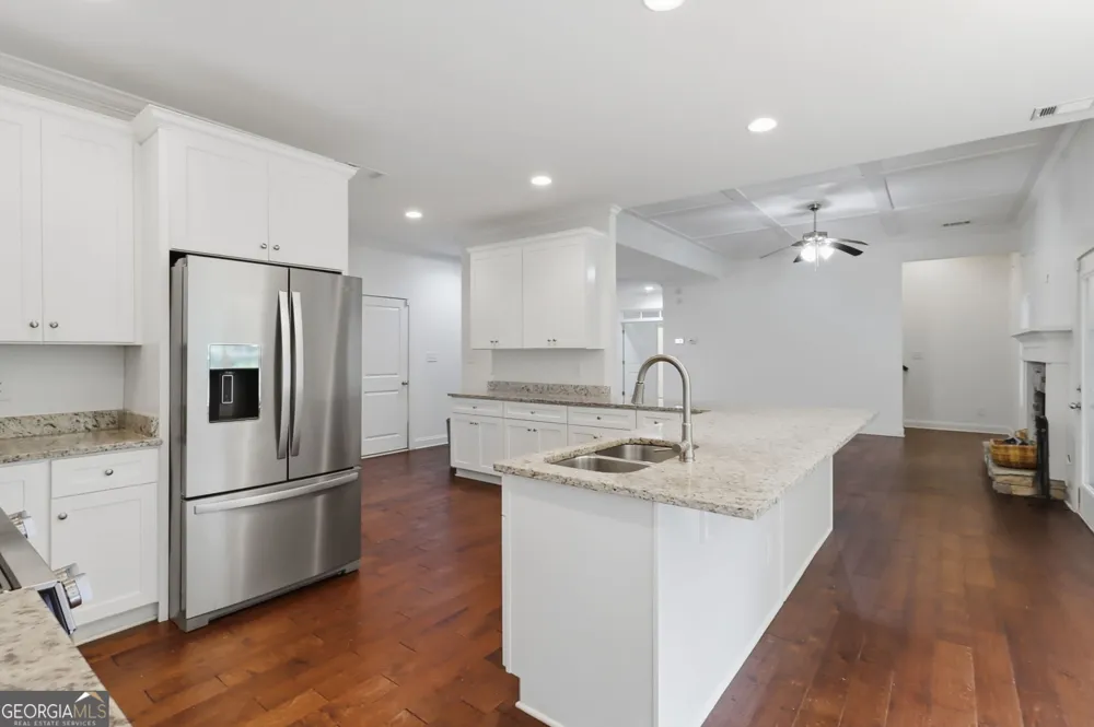 48 Cureton LN Moreland, GA 30259