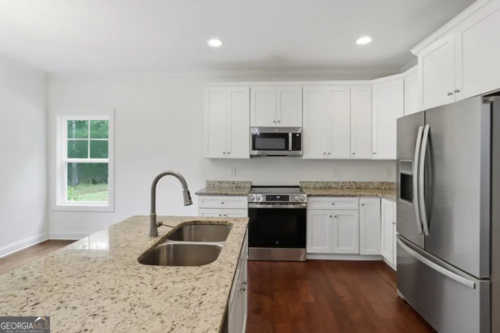 48 Cureton LN Moreland, GA 30259