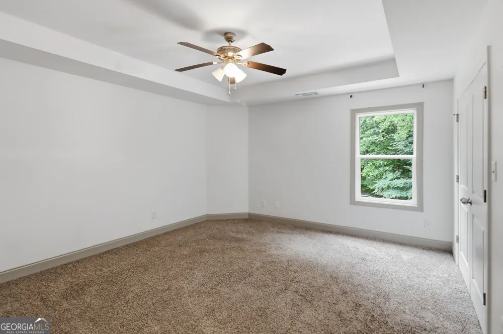 48 Cureton LN Moreland, GA 30259