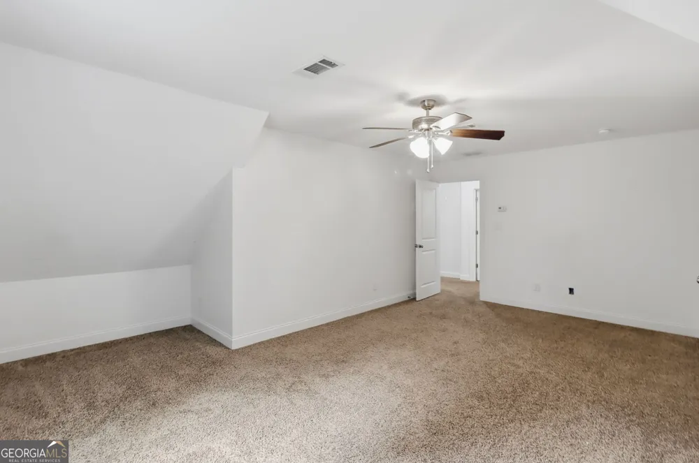 48 Cureton LN Moreland, GA 30259