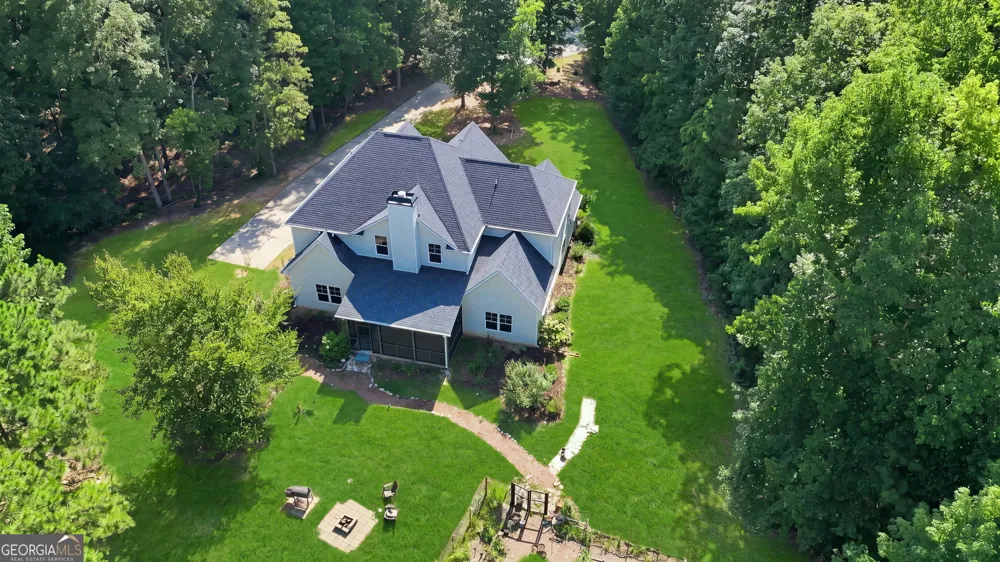 48 Cureton LN Moreland, GA 30259