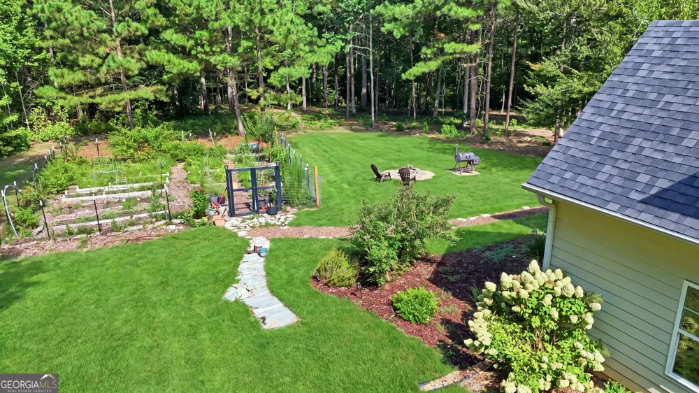 48 Cureton LN Moreland, GA 30259