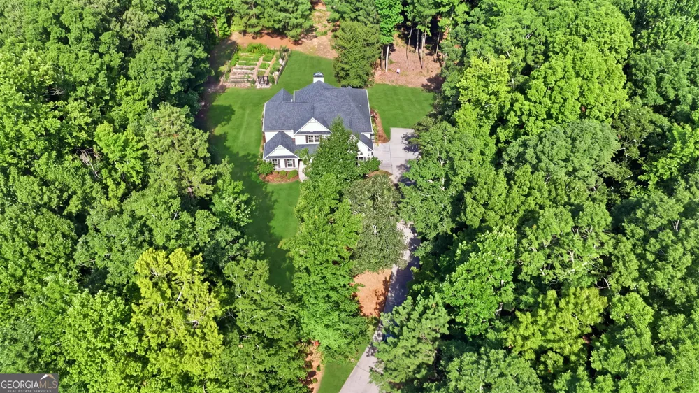 48 Cureton LN Moreland, GA 30259