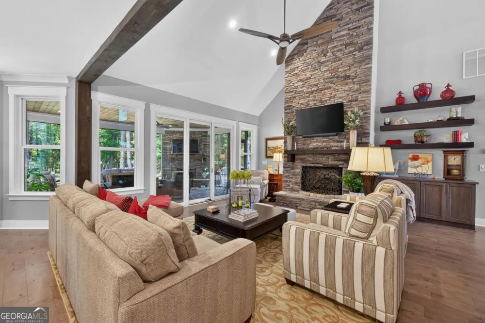 2171 Osprey Poynte Greensboro, GA 30642