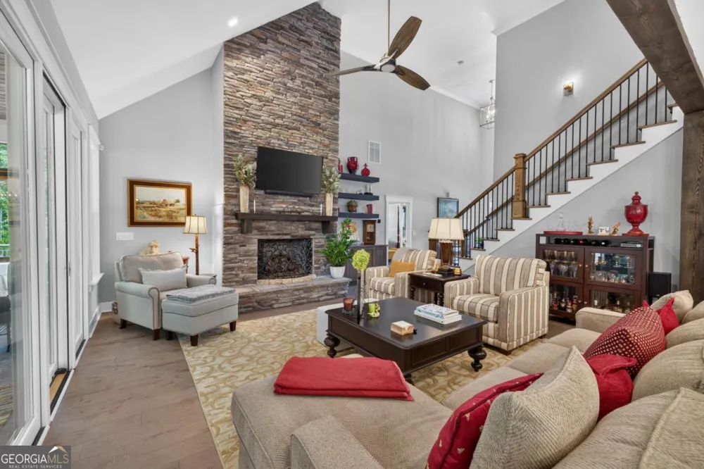 2171 Osprey Poynte Greensboro, GA 30642