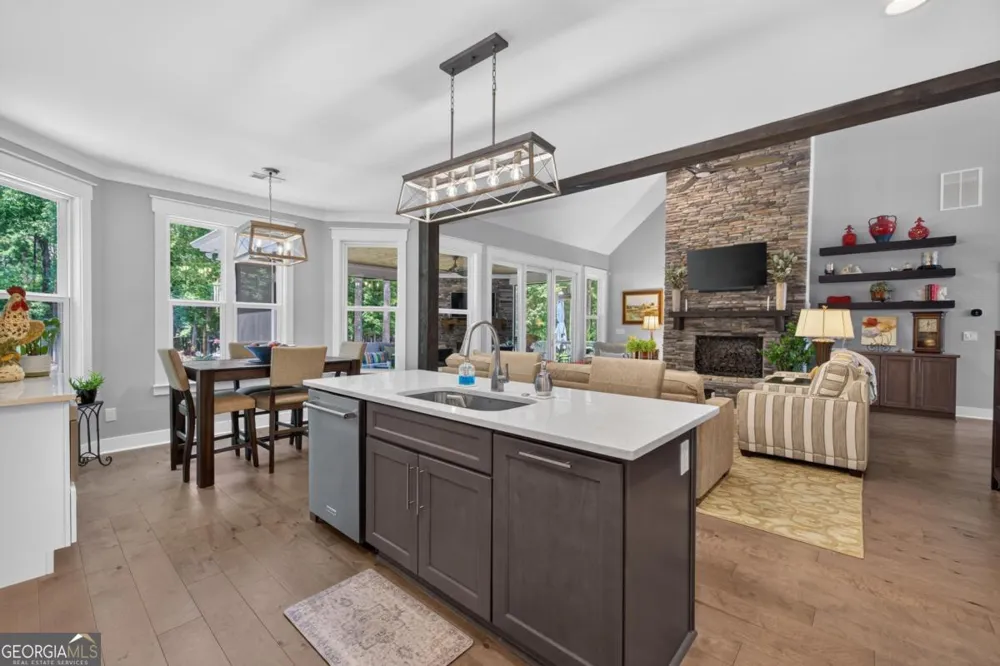 2171 Osprey Poynte Greensboro, GA 30642