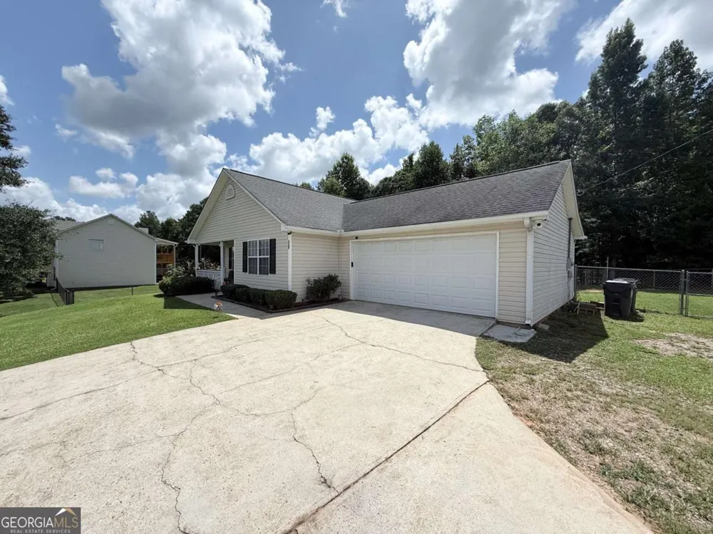 120 Pleasant Hills DR Covington, GA 30016