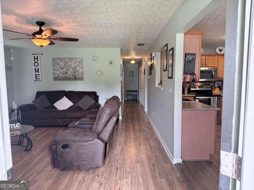 120 Pleasant Hills DR Covington, GA 30016