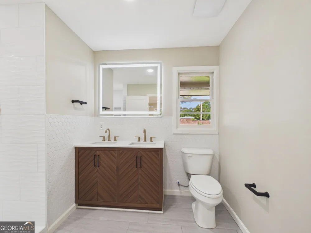 4546 Graydon CT Columbus, GA 31903