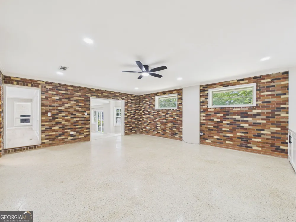 4546 Graydon CT Columbus, GA 31903