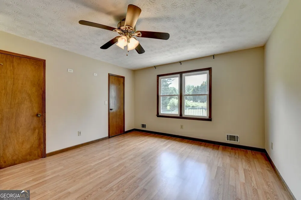 4410 Meadow TRL Cumming, GA 30028