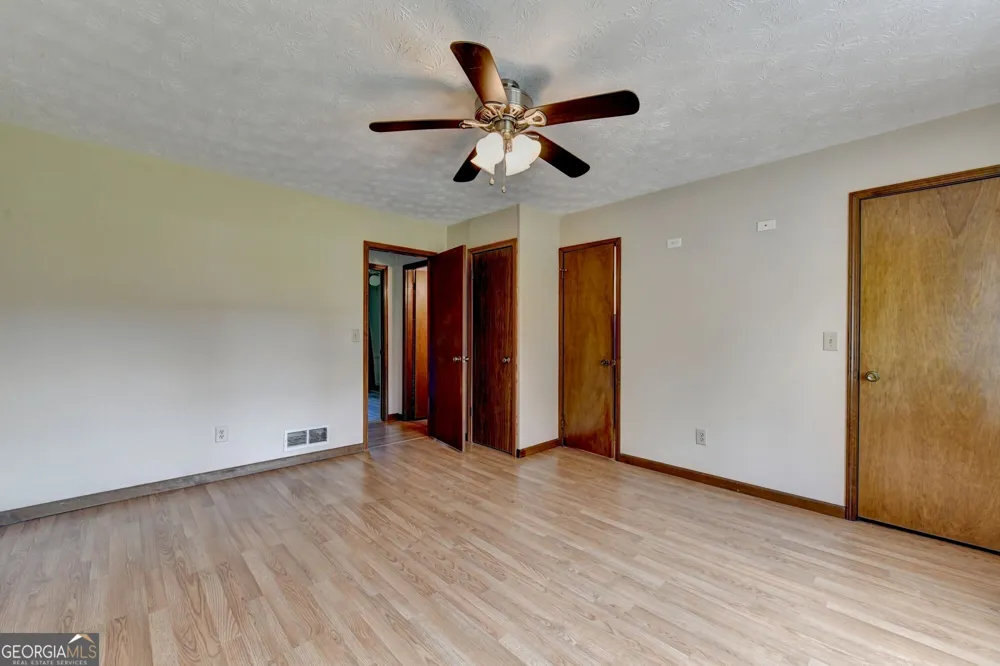 4410 Meadow TRL Cumming, GA 30028