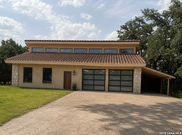 7910 Triple Crown Boerne, TX 78015