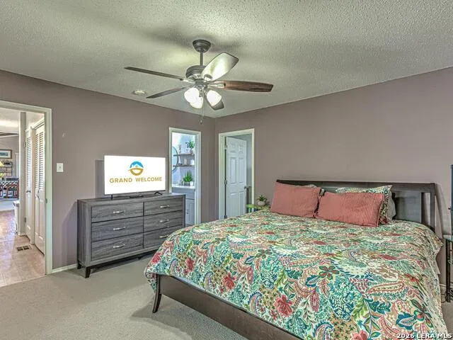 208 Riverside Dr Kingsland, TX 78639