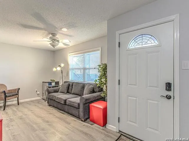 208 Riverside Dr Kingsland, TX 78639
