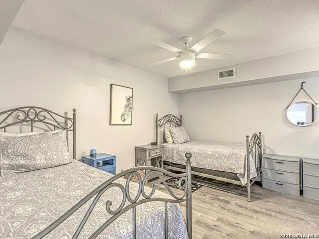 208 Riverside Dr Kingsland, TX 78639