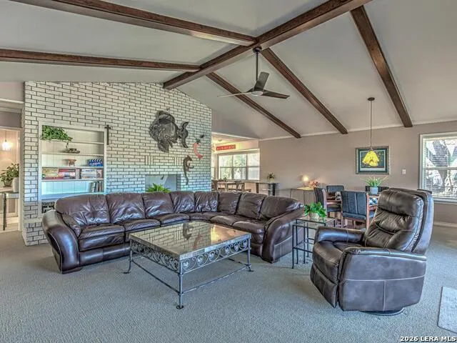 208 Riverside Dr Kingsland, TX 78639