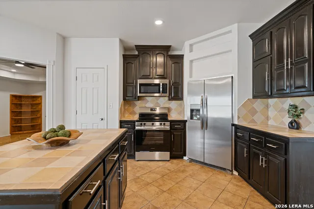 159 W Skyview Del Rio, TX 78840