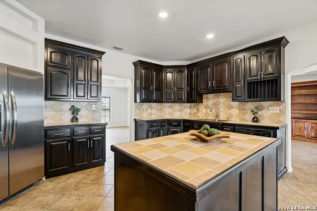 159 W Skyview Del Rio, TX 78840