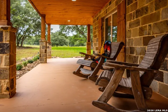 1080 FRELSBURG RD Alleyton, TX 78935