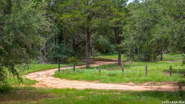 1080 FRELSBURG RD Alleyton, TX 78935