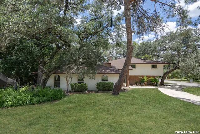 301 Sagecrest Dr Hollywood Park, TX 78232