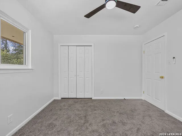 301 Sagecrest Dr Hollywood Park, TX 78232