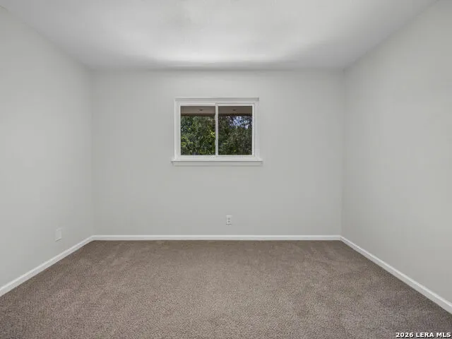 301 Sagecrest Dr Hollywood Park, TX 78232