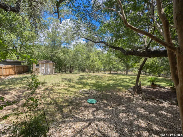 301 Sagecrest Dr Hollywood Park, TX 78232