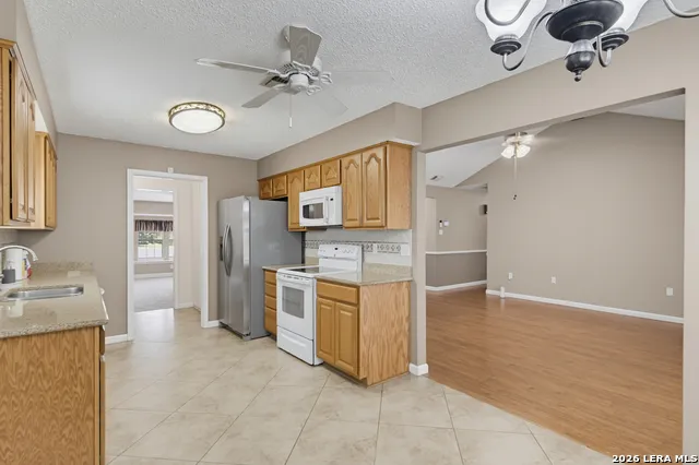 306 Southwick Cir Seguin, TX 78155