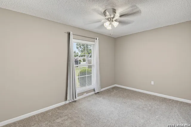 306 Southwick Cir Seguin, TX 78155