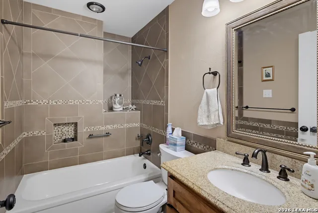 306 Southwick Cir Seguin, TX 78155